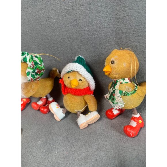 Vintage Morgan Inc. Fuzzy Christmas Bird Ornaments Set Of 4 with Red Boots - Picture 5 of 12